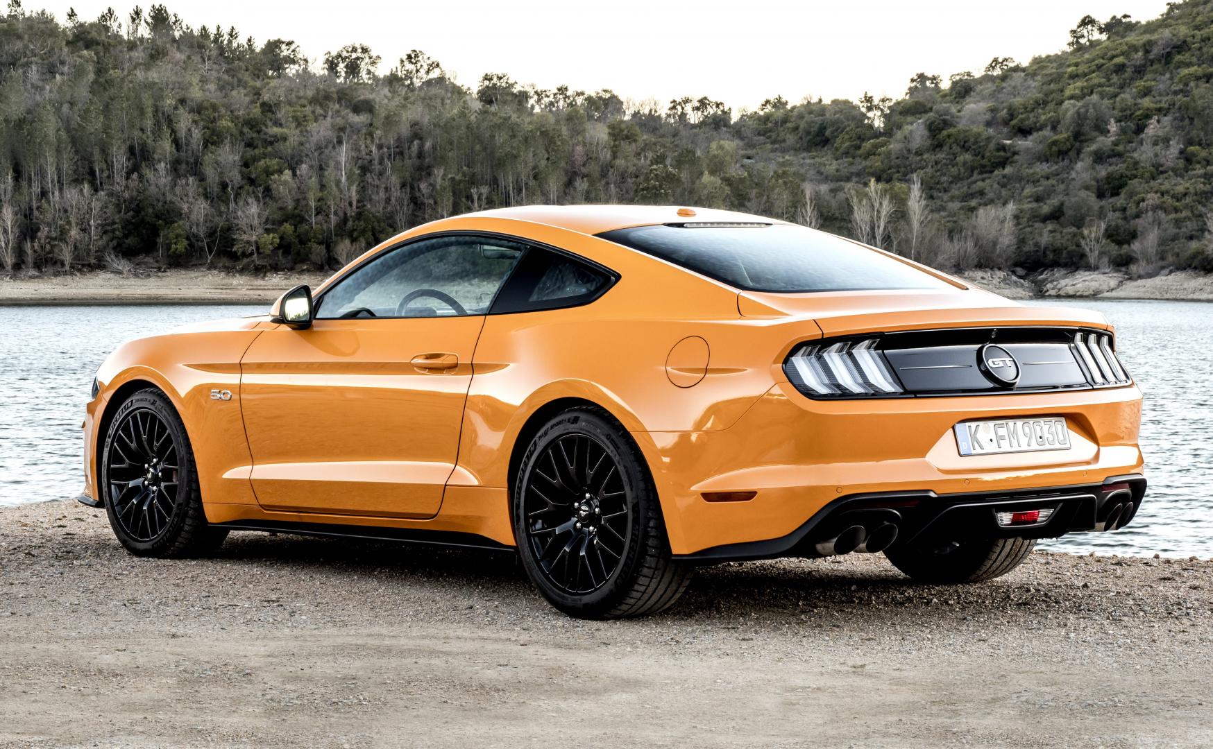 Ford Mustang Fastback GT 5.0 V8 – TopGear